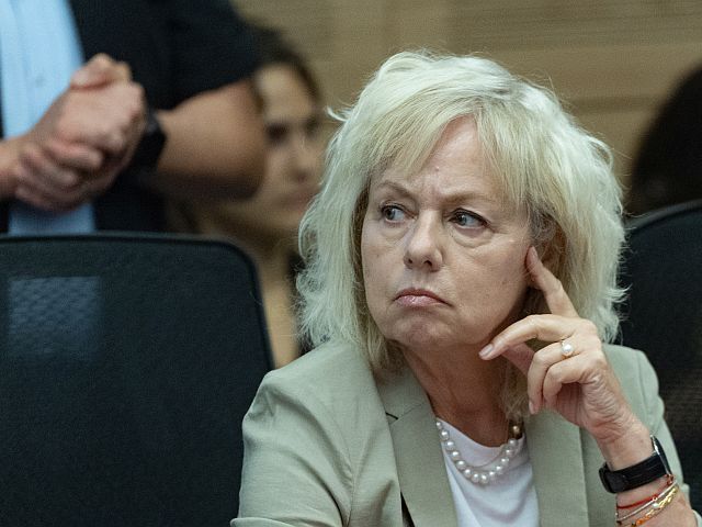 Баарав-Миара призвала отменить закон, замораживающий аресты харедим-уклонистов