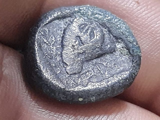 На пляже в Ашдоде найдена редкая монета, отчеканенная на Кипре 2500 лет назад
