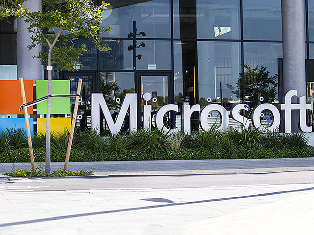 Microsoft вводит ограничения на использование ИИ сотрудниками