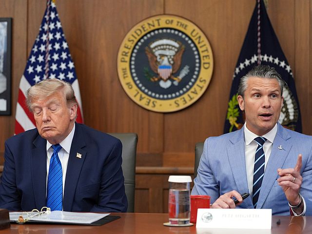 WP: Трамп потребовал от Хегсета объяснений из-за истощения ракетных запасов США
