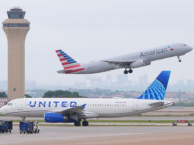 Самолет American Airlines вернулся в аэропорт после столкновения со стаей птиц