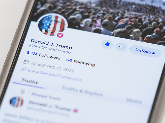 Фирмы платят до 100 тысяч долларов в месяц за быстрый доступ к Truth Social, увеличивая прибыль
