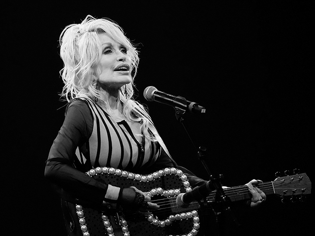 Умерла легенда кантри-музыки Долли Партон, обладательница 11 премий Grammy