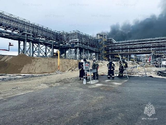 Растет число погибших при пожаре на Амурском газохимическом комплексе, среди жертв граждане Китая