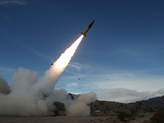 Госдеп США одобрил поставку Турцией Украине ракет ATACMS и кассетных боеприпасов
