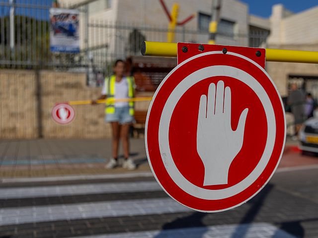 Вандализм в школах: задержаны подростки из Тель-Авива, разыскиваются вандалы из Пардес-Ханы