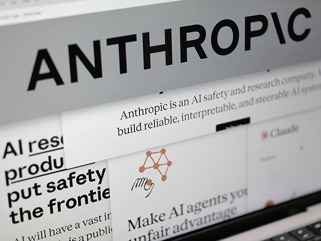 Исследователь Anthropic Джейкоб Коксон ушел из компании, предупредив об угрозе неконтролируемого ИИ
