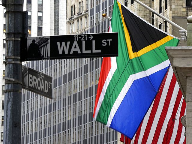 США вводят визовые ограничения против чиновников ЮАР из-за политики в отношении белого меньшинства