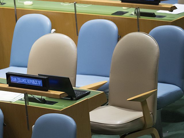 Глава МИД Ирана прибыл в Нью-Йорк для участия в Генассамблее ООН