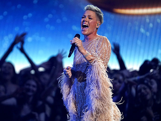 Хавьер Бардем призвал лишить Pink, выступившую в поддержку Израиля, звания посла UNICEF
