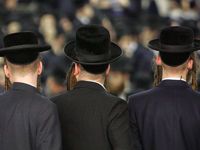 В США задержан израильтянин из общины Сатмар, участник антиизраильских акций. Ему грозит депортация
