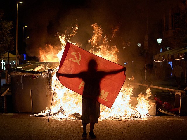 Протесты против жилищного кризиса в Барселоне. Фоторепортаж