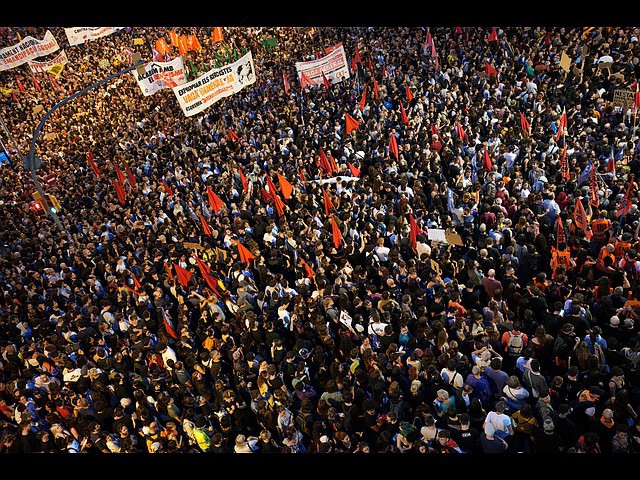 Протесты против жилищного кризиса в Барселоне. Фоторепортаж