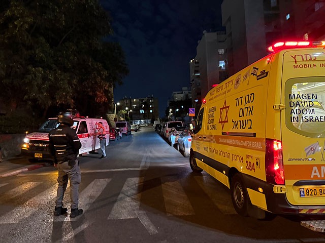 В Яффо ударами ножа тяжело ранен мужчина, полиция задержала его старшего брата