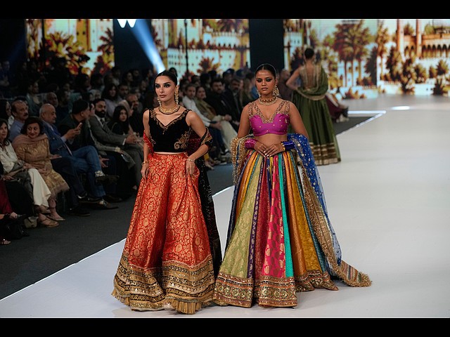 Неделя моды в Лахоре: коллекции пакистанских дизайнеров. Фоторепортаж