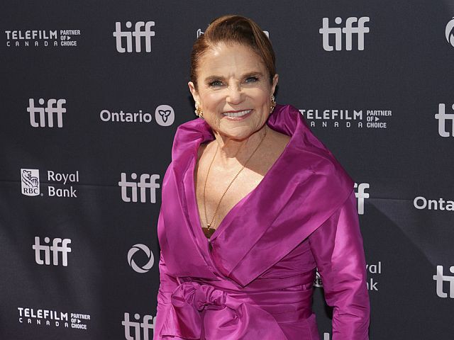 Актриса сериала "Никто этого не хочет" резко осудила высказывания Адама Броди об Израиле