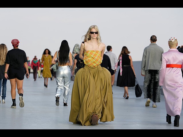 Коллекция Moschino