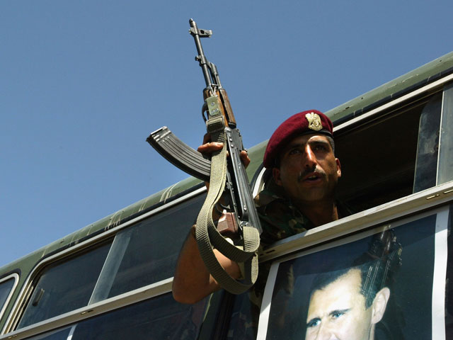 "Гвардия Асада" штурмует Хомс, ООН требует прекратить бойню