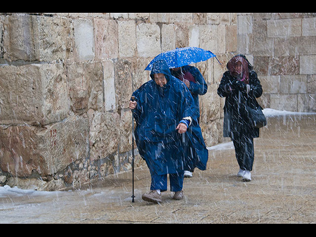 Иерусалим. Старый город в районе Яффских ворот. Утро 2 марта 2012. Фото: Григорий Фрид