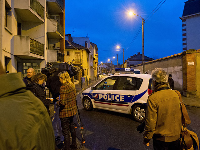 К северу от Тулузы идет операция по захвату террориста, устроившего бойню в еврейской школе