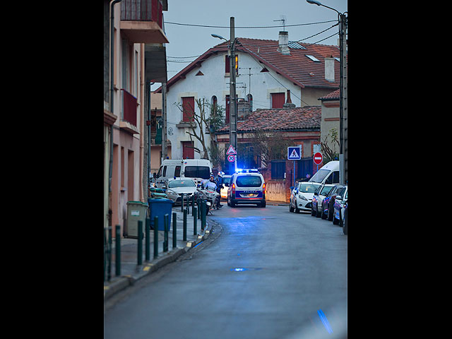 К северу от Тулузы идет операция по захвату террориста, устроившего бойню в еврейской школе