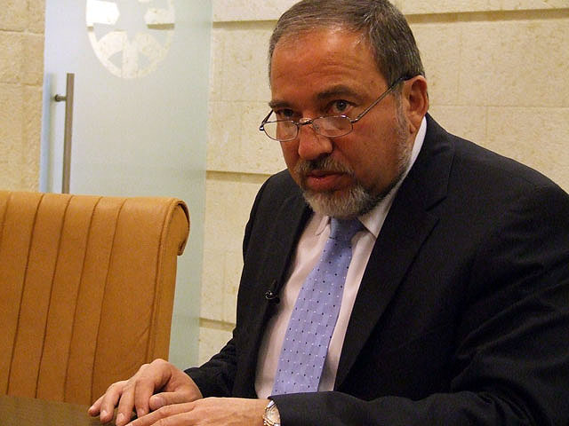 Либерман представил план изменения политической системы Израиля