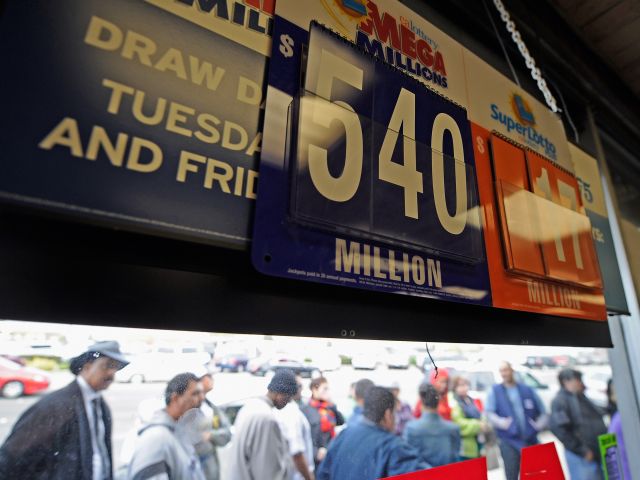 Первый приз лотереи США вырос до 540 миллионов долларов, став крупнейшим в истории
