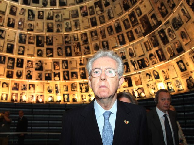 Премьер-министр Италии Марио Монти в музее Яд ва-Шем. 09.04.2012