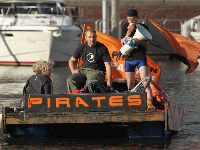 Германия: Партия Пиратов вышла на третье место по популярности