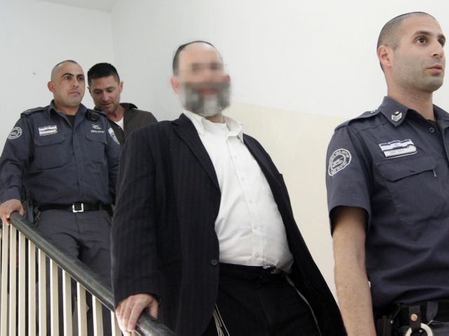 Арест директора "Бе-Хадрей Харедим" продлен. Адвокат обвинил полицию в преследовании