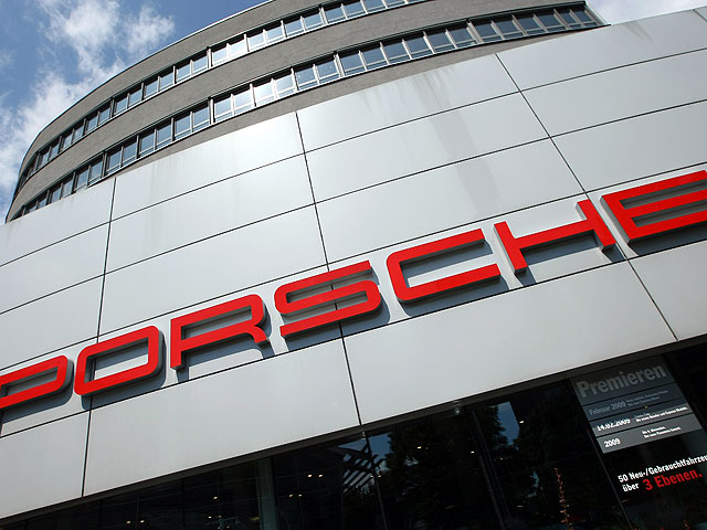 Компания Porsche отказалась продавать автомобили Ирану