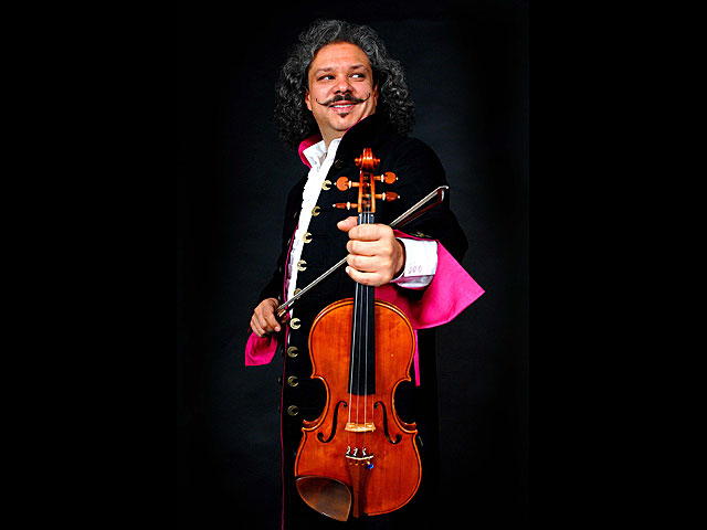 В Израиле выступит цыганский скрипач-виртуоз Роби Лакатош