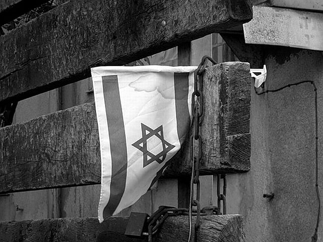 День Независимости без флагов: мэр Бейт-Шемеша боится гнева "харедим"
