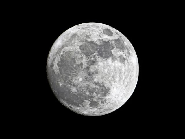 Суперлуние: огромная Луна будет видна над Израилем с трех часов ночи 
