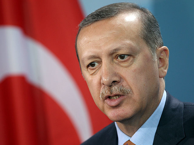 	Эрдоган посетил лагерь сирийских беженцев: "Ваша победа близка"