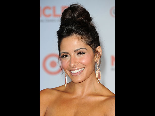 Сара Шахи (Sarah Shahi) 
