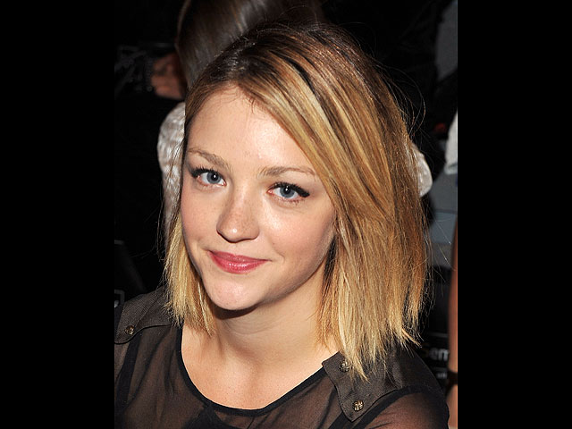 Эбби Эллиотт (Abby Elliott)