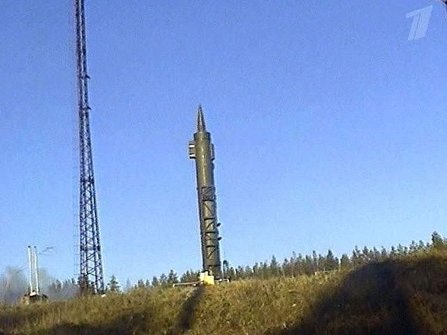 Российские военные осуществили запуск новой межконтинентальной баллистической ракеты