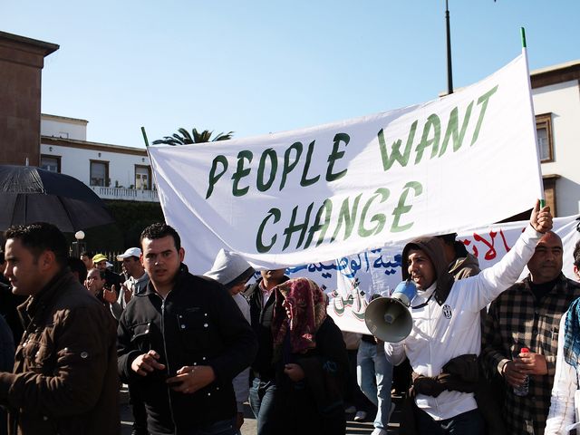 Демонстрация в Касабланке в 2011 году (иллюстрация)