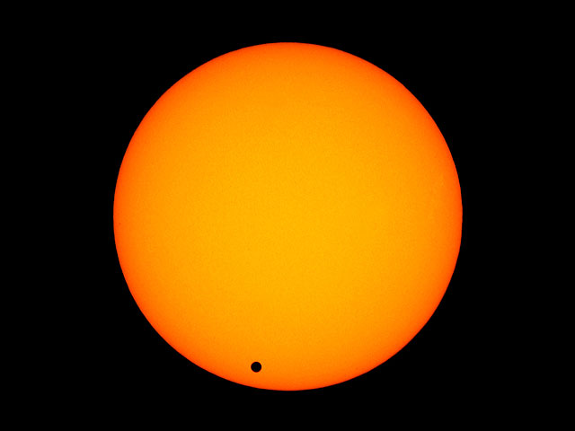 Прохождение Венеры по диску Солнца в июне 2004 года