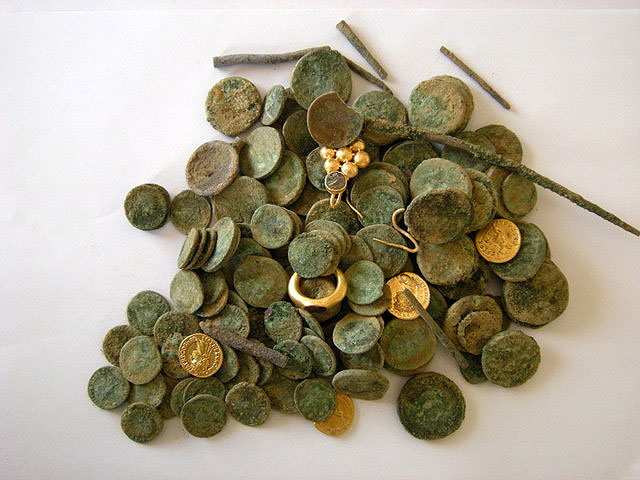 Под Кирьят-Гатом найден клад золота и серебра времен восстания Бар-Кохбы