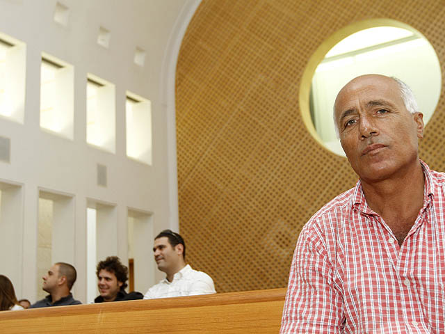 Мордехай Вануну в суде на слушании по иску о лишении гражданства. Иерусалим, 06.06.2012