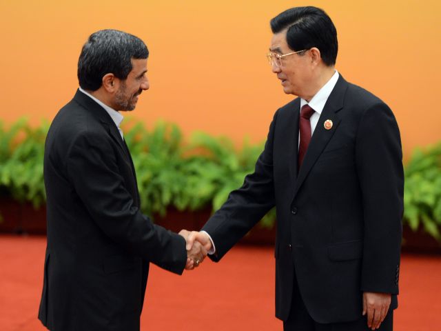 Ху Цзиньтао рекомендовал Ахмадинедждаду проявить больше гибкости