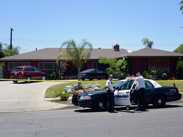 Полиция около дома Родни Кинга. 17 июня 2012 года