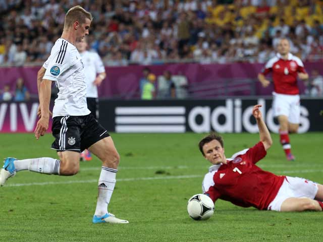 А побеждают всегда немцы: сборная Германии обыграла датчан