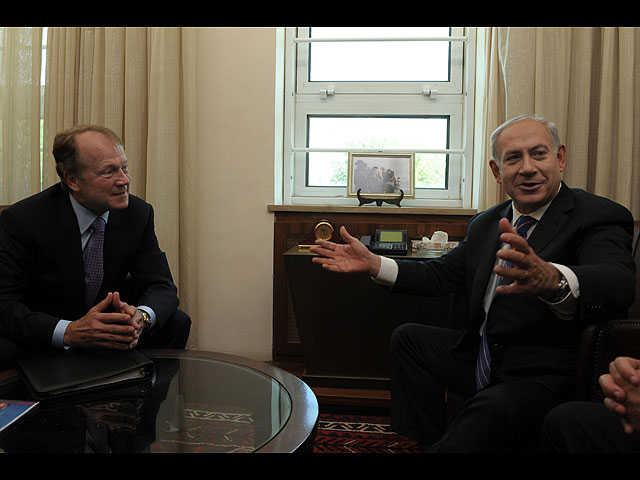 Глава правительства Израиля встретился с президентом Cisco Systems