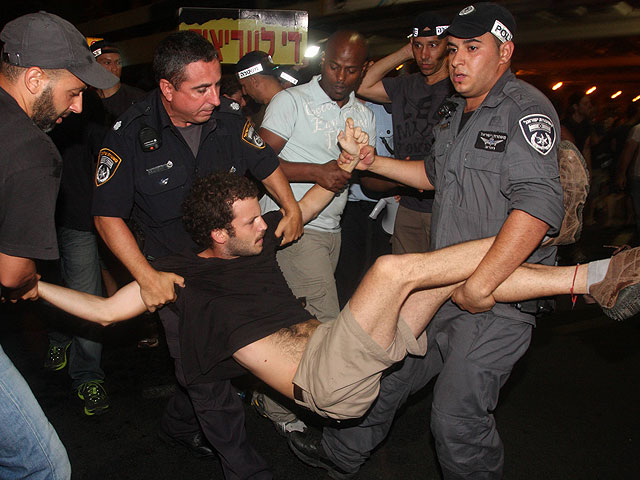 Акция протеста в Тель-Авиве. 23-24 июня 2012 года