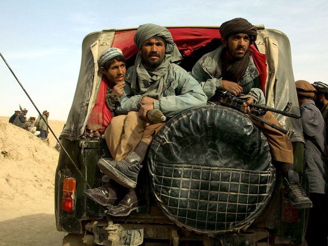 Талибы опубликовали видеозапись расправы над 17 пакистанскими солдатами