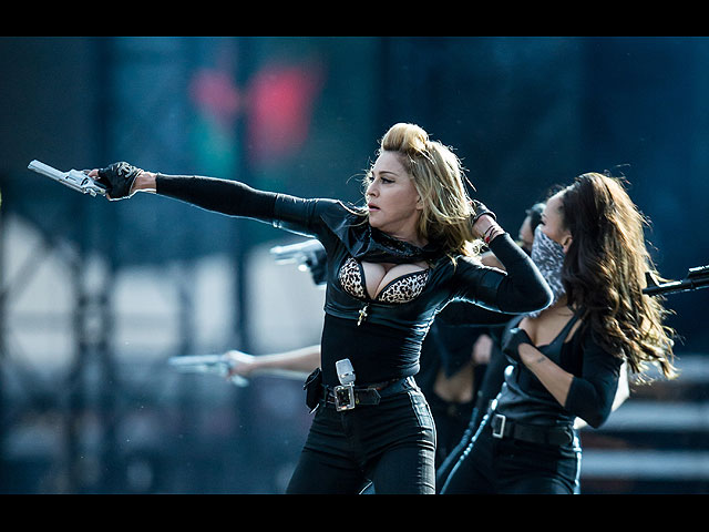 Во вторник, 17 июля, Мадонна выступила в лондонском Гайд-парке