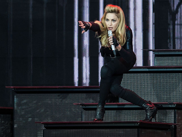Во вторник, 17 июля, Мадонна выступила в лондонском Гайд-парке
